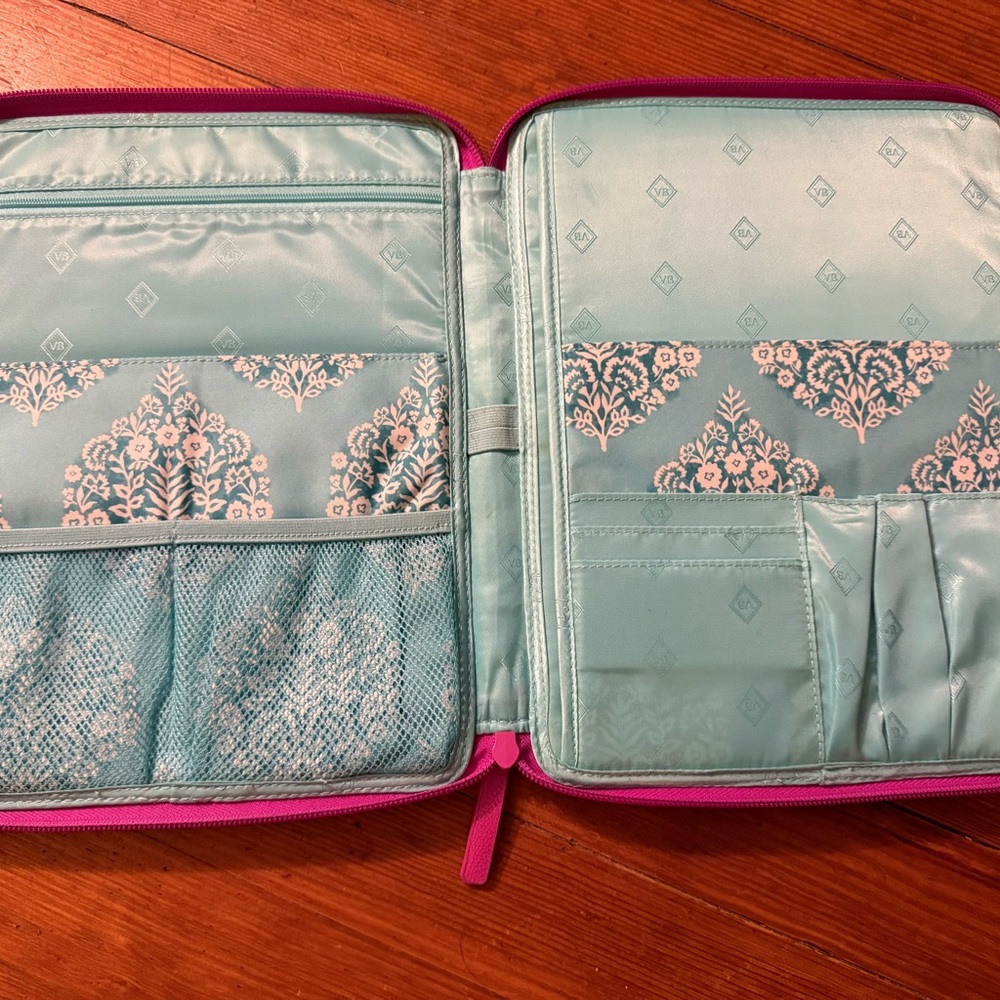 Vera Bradley Multicolor Patchwork Tablet Case - Picture 4 of 5